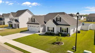 1010 Blue Water Boulevard, New Bern, NC 28562 – photo 6: 5-web-or-mls-DJI_20260424110325_0776_D
