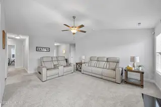 806 Calebs Creek Court, Maysville, NC 28555 – photo 7: Living Room