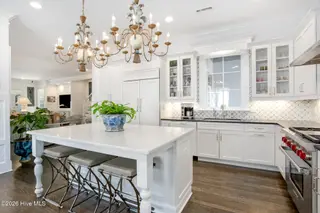 1810 Mews Drive, Wilmington, NC 28405 — 5-bedroom home in Landfall, Wilmington, NC, photo 13 of 51