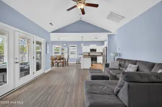 217 Bronze Drive, Rocky Point, NC 28457 — 3-bedroom home in The Knolls at Turkey Creek, Rocky Point, NC, photo 6 of 63: 217BronzeDrive-19