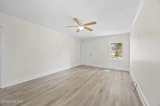 2704 Shawnee Place, Greenville, NC 27834 – photo 6: 26-web-or-mls-IMG_7028