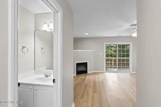 4240 Williamsbrook Lane B, Greenville, NC 27858 – photo 10: half bath