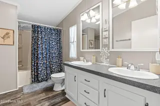 2731 Blue Bounty Road SW, Supply, NC 28462 — 3-bedroom manufactured home in Sea Trace, Supply, NC, photo 17 of 43: 18-web-or-mls-CAMMediaLLC.com 2731-14