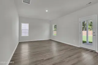 1153 Tennessee Walker Way, Bolivia, NC 28422 — 4-bedroom home in River Tide Farms, Bolivia, NC, photo 7 of 18: Great Room