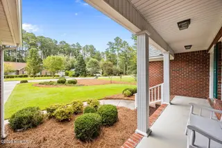 122 Saint Andrews Circle, New Bern, NC 28562 – photo 8: 3-web-or-mls-0C0A5298
