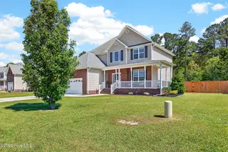 917 Stagecoach Drive, Jacksonville, NC 28546 – photo 2: 01-2