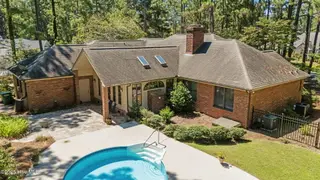 665 Donald Ross Drive, Pinehurst, NC 28374 – photo 8: 8-web-or-mls-DJI_20250829115622_0822_D