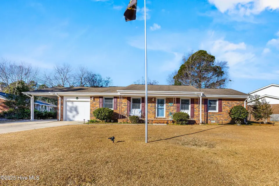 603 Oakwood Avenue, Jacksonville, NC 28546 – photo 1 of 46: 4_front exterior