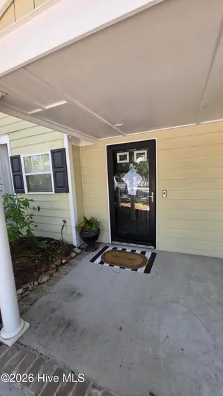 1310 Ann Street, Beaufort, NC 28516 — 2-bedroom townhome in Beaufort Village Townhomes, Beaufort, NC, photo 7 of 52