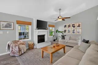 1203 Santa Lucia Road, New Bern, NC 28560 — 3-bedroom home in Fairfield Harbour, New Bern, NC, photo 8 of 24: Livingroom