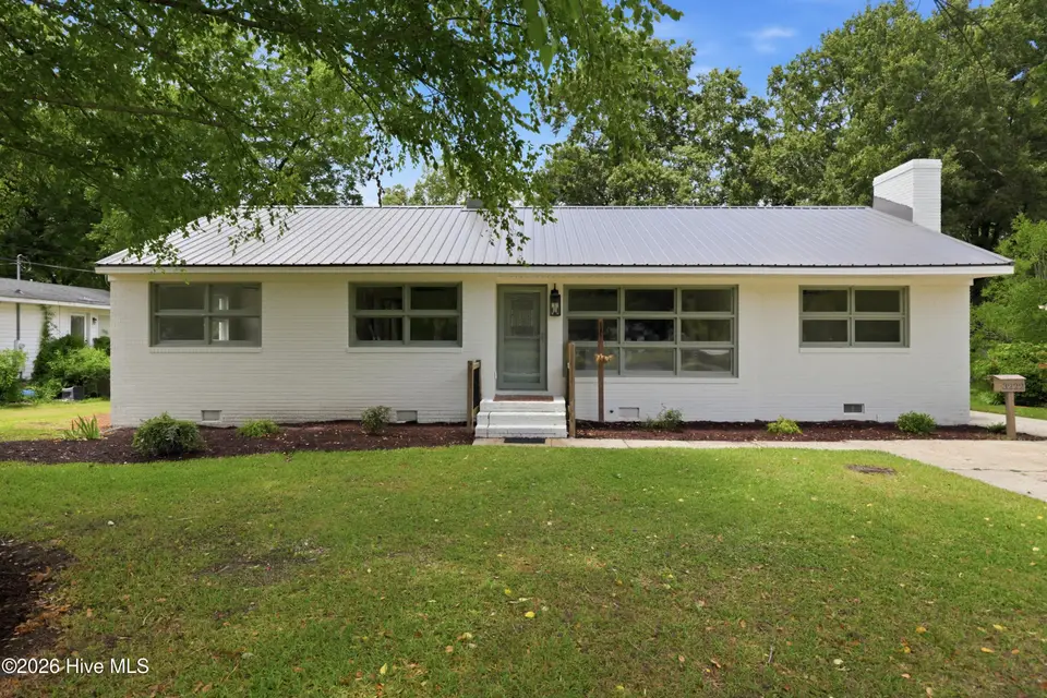 3222 North Contentnea Street, Farmville, NC 27828 – photo 1 of 44: 1-print-BLS_0002-(1)_edit