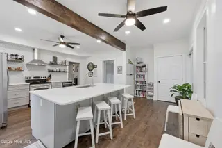 912 W Church Street, Elizabeth City, NC 27909 – photo 11: Kitchen