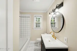 733 Cedarbrook Drive, Rocky Mount, NC 27803 – photo 8: Full Bathroom