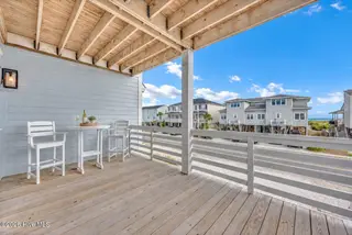 45 E First Street, Ocean Isle Beach, NC 28469 — 5-bedroom home in Ocean Isle Beach Island, Ocean Isle Beach, NC, photo 22 of 50: 042_img_8866_617_enhance