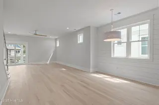 209 Spartanburg Avenue 1, Carolina Beach, NC 28428 – photo 15: 28-web-or-mls-DSC03979