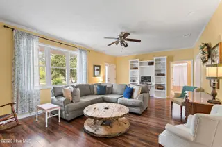 830 Batton Road, Southport, NC 28461 — 3-bedroom home in Boiling Spring Lakes, Southport, NC, photo 5 of 49