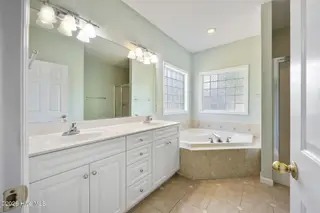 1235 Burning Tree Road 12, Pinehurst, NC 28374 – photo 10: Master Bath