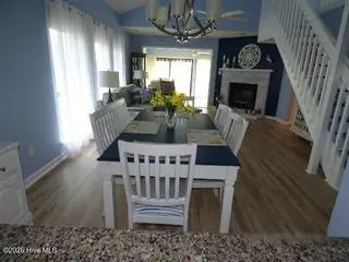 10082 Windward Drive, New Bern, NC 28560 – photo 7: 07_beyc6a5be3685156e