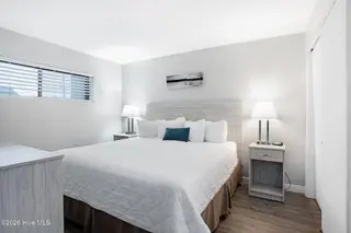 711 S Lumina Avenue 103, Wrightsville Beach, NC 28480 — 1-bedroom condo in Surf Motel Condo, Wrightsville Beach, NC, photo 12 of 19: Surf Suites 103 11