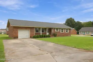 367 Second Street, Ayden, NC 28513 — 3-bedroom home, Ayden, NC, photo 3 of 41: 3-web-or-mls-BLS_0190