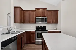 238 Seville Street, Jacksonville, NC 28546 — 3-bedroom home in Carolina Plantations, Jacksonville, NC, photo 13 of 35