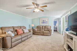 201 Snow Goose Lane, Newport, NC 28570 – photo 7: Livingroom