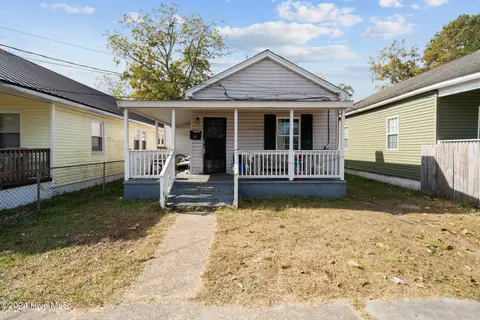 1110 S 8th St, Wilmington