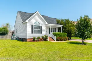 2020 Charterhouse Lane, Winterville, NC 28590 – photo 7: 20260902 MLS S_Nilsen 2020 Charterhouse