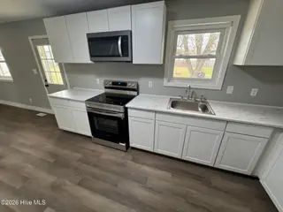 290 Cow Horn Road, Richlands, NC 28574 — 3-bedroom home, Richlands, NC, photo 7 of 30: IMG_2098