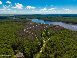 157 Jones Gut Drive, Beaufort, NC 28516 – photo 5: 41-web-or-mls-chadwick-visuals-157-jones