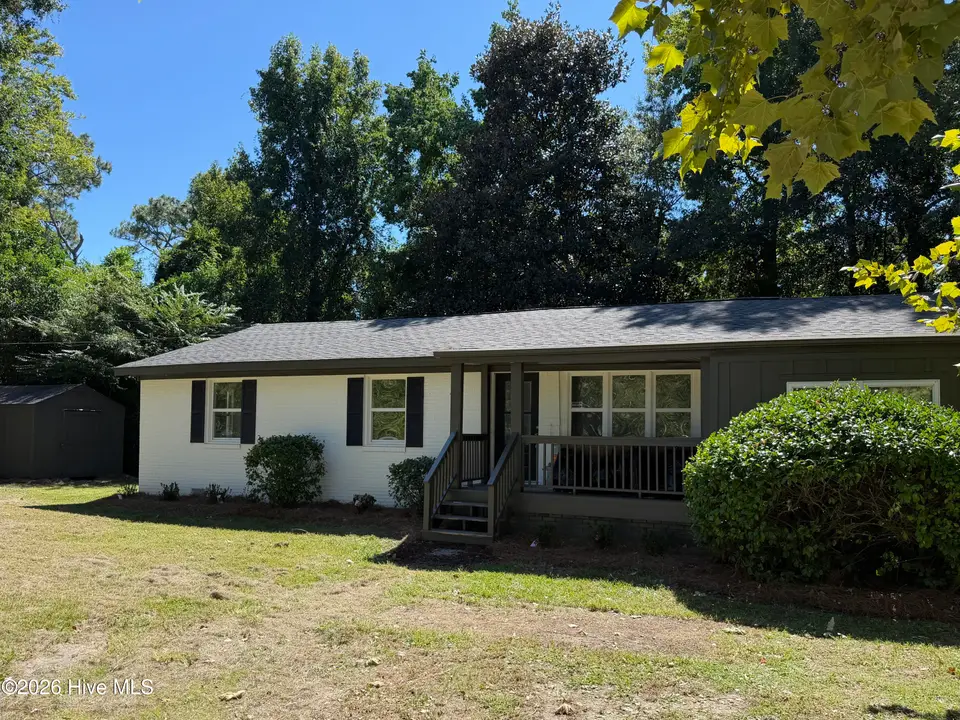 2128 Yaupon Drive, Wilmington, NC 28401 — 3-bedroom home in Greenfield Lake Estates, Wilmington, NC, photo 1 of 1: IMG_4182