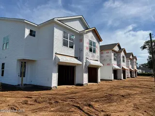 2611 Worth Drive B, Wilmington, NC 28412 – photo 3: Worth Drive Townhomes