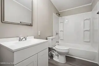213 SE Railroad Street, Whitakers, NC 27891 — 3-bedroom manufactured home, Whitakers, NC, photo 12 of 26: IMG_8076