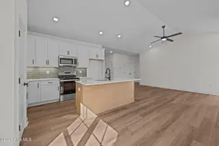 1216 Petite Terre Court, New Bern, NC 28560 – photo 11: 23-web-or-mls-DSC_7986
