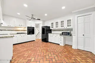 116 Oxford Road, Greenville, NC 27858 – photo 13: Kitchen