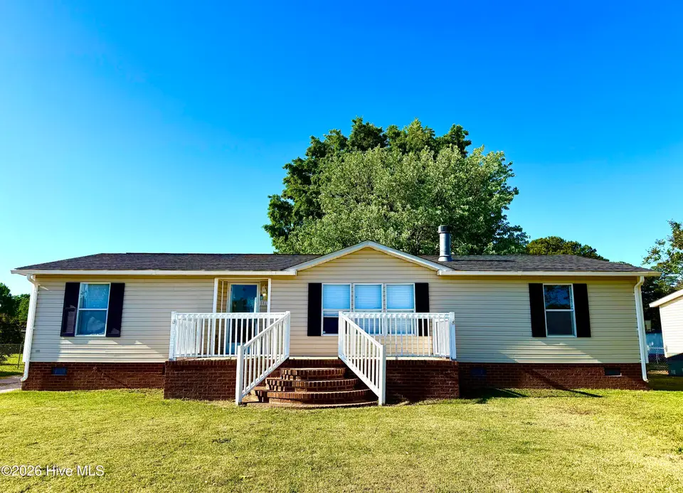 5011 Bear Trap Road NW, Wilson, NC 27896 — 3-bedroom home in Windemere, Wilson, NC, photo 1 of 21: IMG_0679