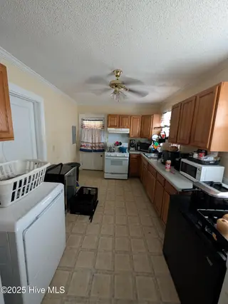 1513 Rose Street, Goldsboro, NC 27530 – photo 7: PXL_20251008_150626195
