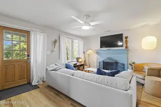 1415 S 3rd Street, Wilmington, NC 28401 – photo 8: 9-web-or-mls-811A4799