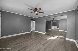 1402 Wooster Street, Wilmington, NC 28401 – photo 7: 29-web-or-mls-IMG_9500