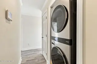 106 Willis Avenue B, Atlantic Beach, NC 28512 – photo 14: 15-web-or-mls-IMG_0540