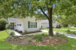 3703 Elizabeth Avenue, New Bern, NC 28562 – photo 5: 33-web-or-mls-0C0A8783