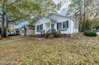 131 Cox Avenue, Jacksonville, NC 28540 — 3-bedroom home in Sabiston Height, Jacksonville, NC, photo 2 of 37: Front side