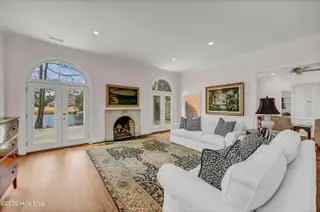 1751 Signature Place, Wilmington, NC 28405 — 3-bedroom condo in Landfall, Wilmington, NC, photo 18 of 53: 018_img_6616_523