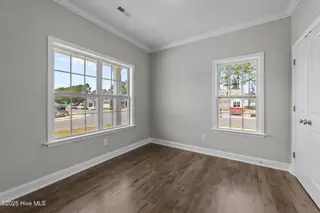 816 Lawson Court, Greenville, NC 27858 – photo 6: Photo of similar home