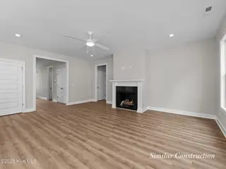 104 Eastbay Way, Beaufort, NC 28516 – photo 18: Similar Construction Living Room