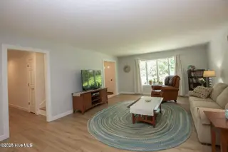 33 Village Green Circle, Southern Pines, NC 28387 – photo 8: Living Area