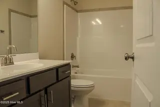 216 Windsor Run Boulevard, Jacksonville, NC 28546 – photo 22: IMG_2431