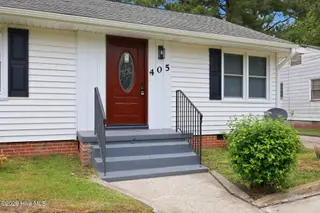 405 Greenview Drive N, Greenville, NC 27834 – photo 3: 5-web-or-mls-IMG_0004 (1)