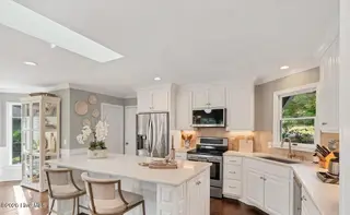 4 Westlake Pointe Drive, Pinehurst, NC 28374 — 3-bedroom home in Westlake Pointe, Pinehurst, NC, photo 12 of 27: westlake pointe dr kitchen