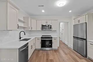 508 N Wright Street, Burgaw, NC 28425 — 3-bedroom home, Burgaw, NC, photo 13 of 51: 11_kitchen